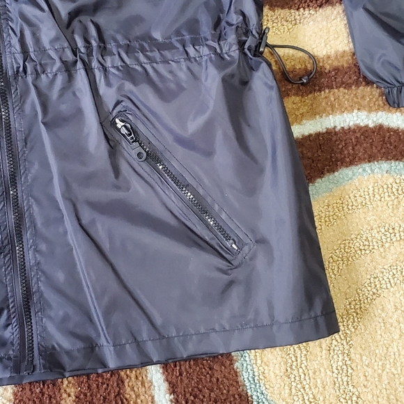 Mary Kay Black Hooded Rain Jacket, never worn! - Picture 3 of 9